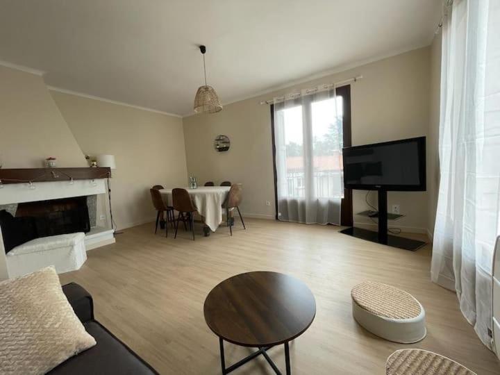 Lg Rite Appartement Avec Jardin Prades  Cameră foto
